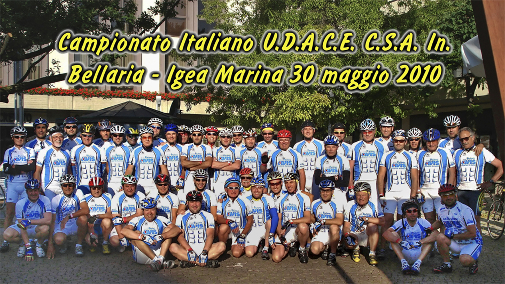 Divisa anni 2000